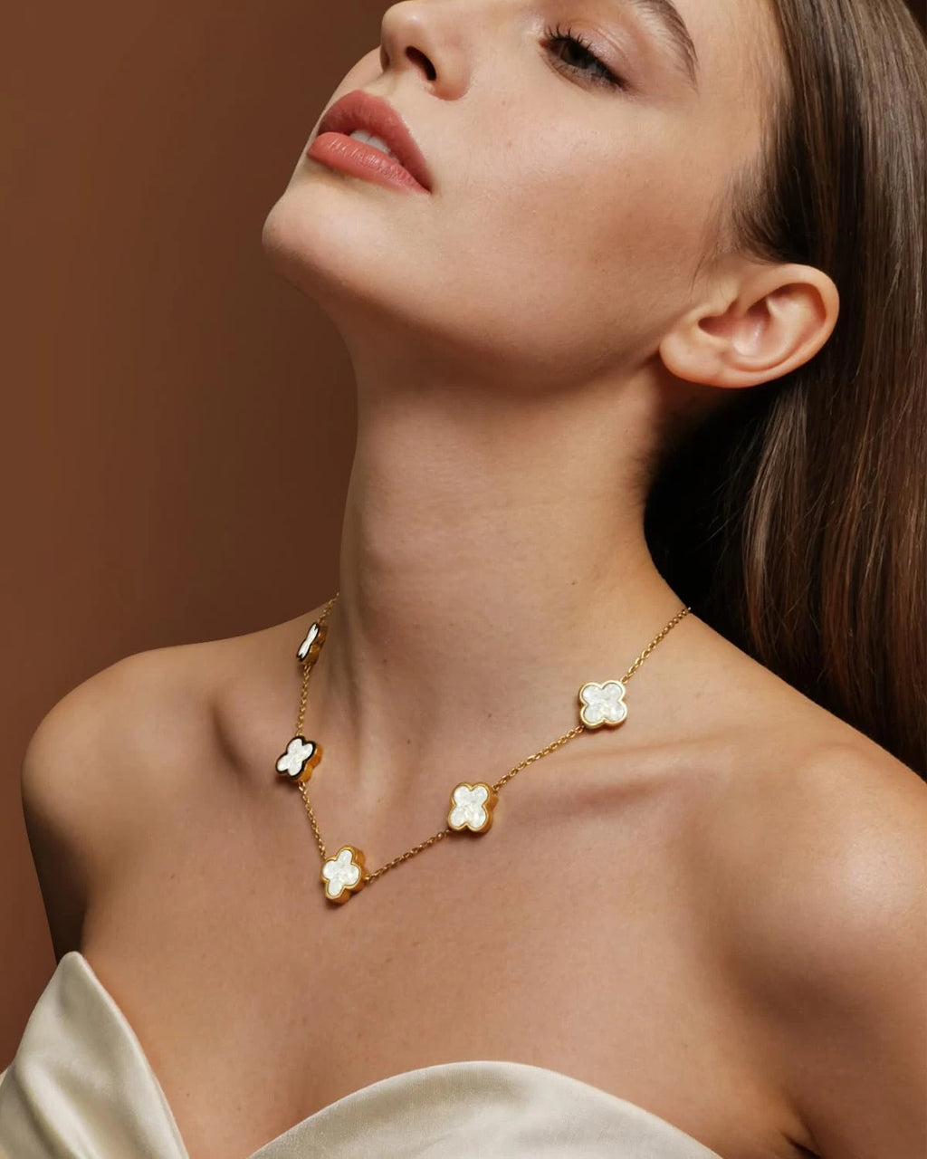 Anti tarnish clover necklace